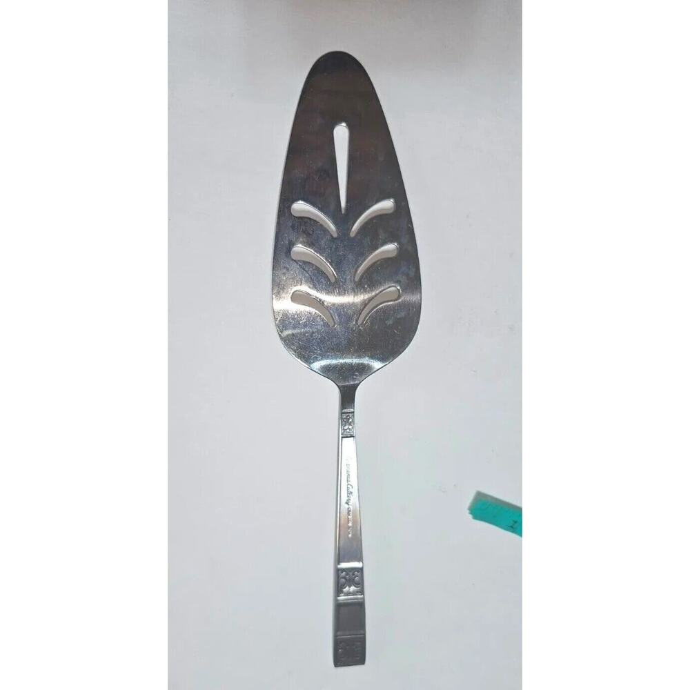 Stainless Supreme Cutlery Japan - Large Pie / Pastry Server